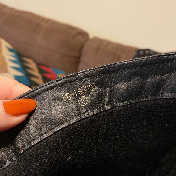 Black Studded Knee High Size 9 boots with Lace up detail and zippers - Picture 5 of 16